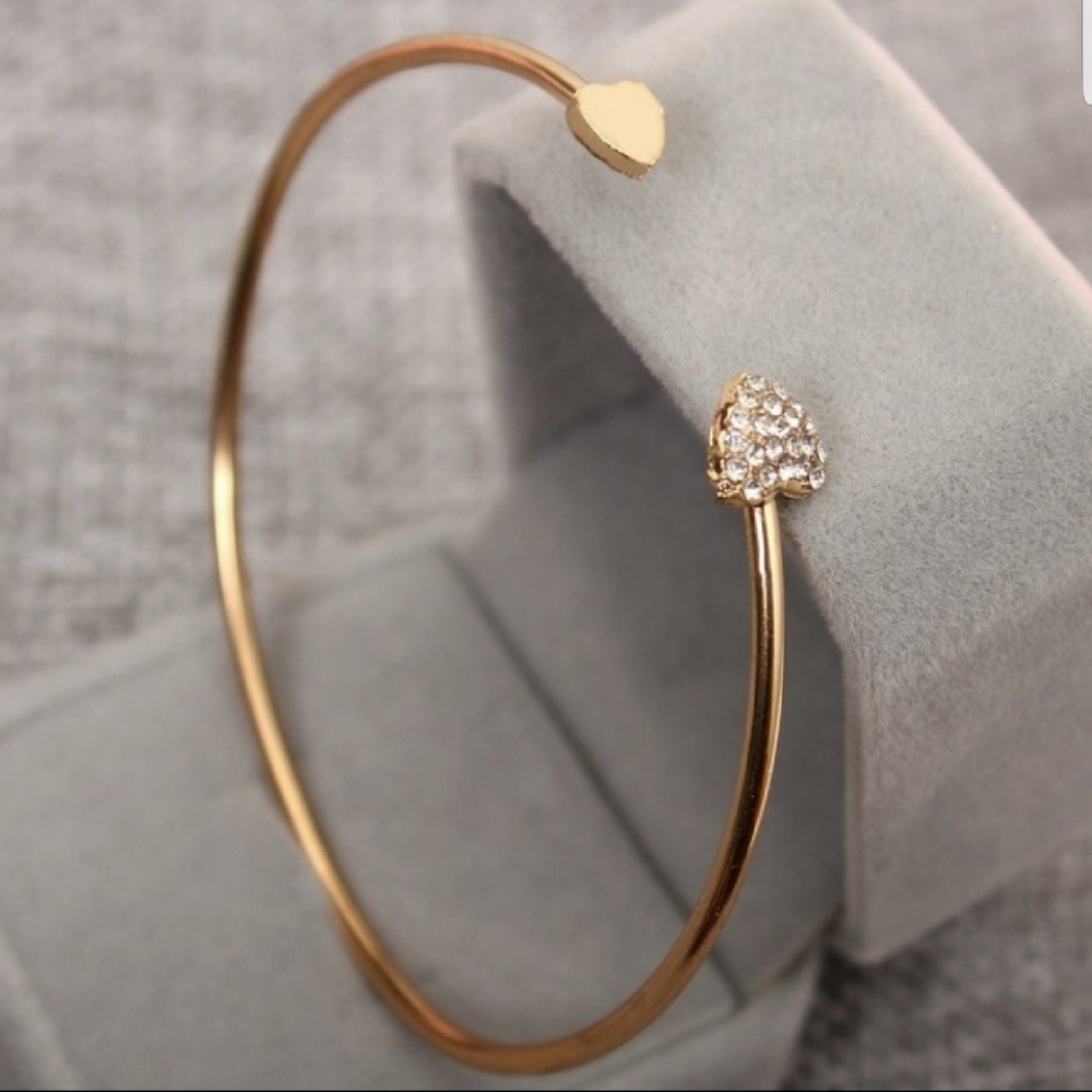 Double Heart Cuff - Picture 4 of 4
